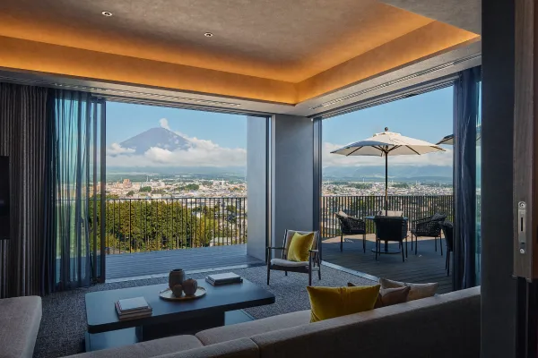 edit x seven FUJI GOTEMBA